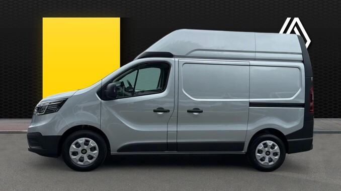 Renault Trafic Swb Diesel SH30 Blue dCi 150 High Roof Advance [Safety] Van - Image 4